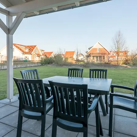 Roompot Klein Vink База отдыха 3*